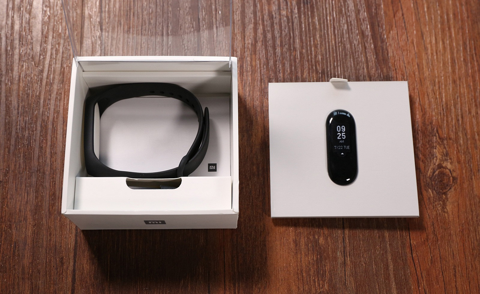 Смарт часы сяоми 3. Xiaomi mi Band 3 упаковка. Часы Сяоми ми бэнд 3. Xiaomi mi Band 3 Box. Xiaomi mi Band 3 Black.