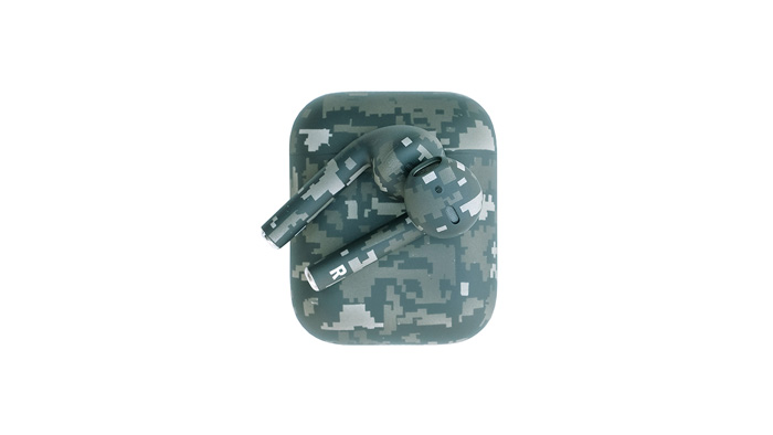 Беспроводные наушники Apple AirPods Color (Camo Pixel) купить в интернет-магазине icover