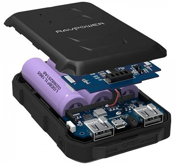 Универсальный внешний аккумулятор RAVPower Water Dust Shockproof RP-PB044 10050 mAh (Black) купить в интернет-магазине icover