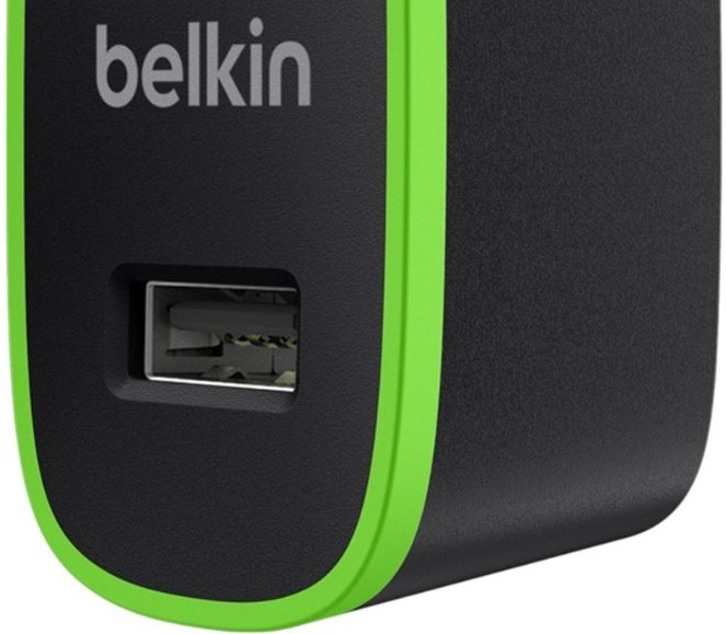 Универсальное сетевое зарядное устройство Belkin Home Charger 2.1 А F8J052cwBLK (Black) купить в интернет-магазине icover