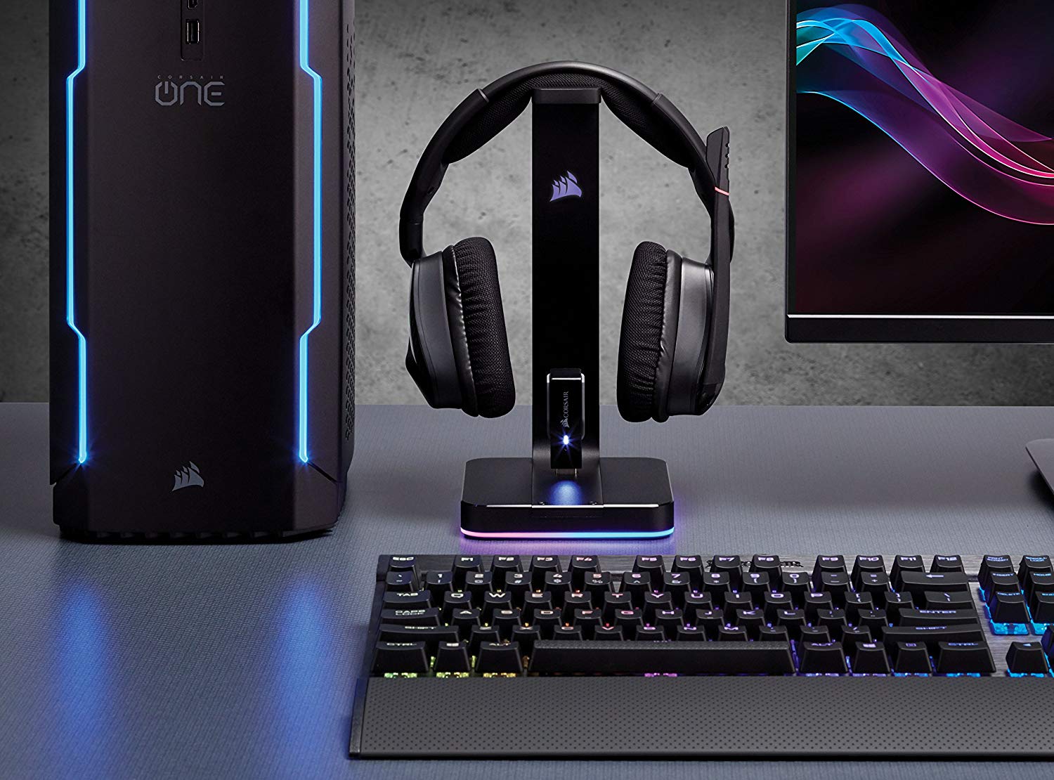 Подставка Corsair ST100 RGB (CA-9011167-EU) для наушников (Black) купить в интернет-магазине icover