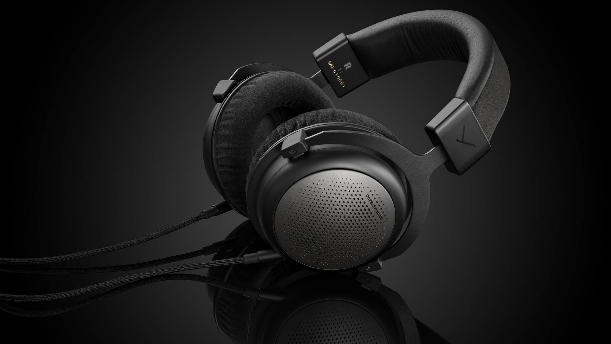 Наушники Beyerdynamic T1 3 Generation 717924 (Black) купить в интернет-магазине icover
