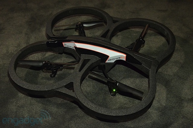Parrot AR.Drone 2.0 - квадрокоптер, управляемый с iOS и Android купить в интернет-магазине icover