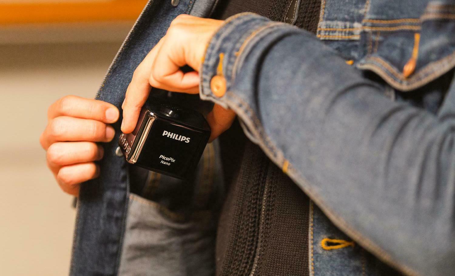 Проектор Philips PicoPix Nano PPX120/INT (Black) купить в интернет-магазине icover