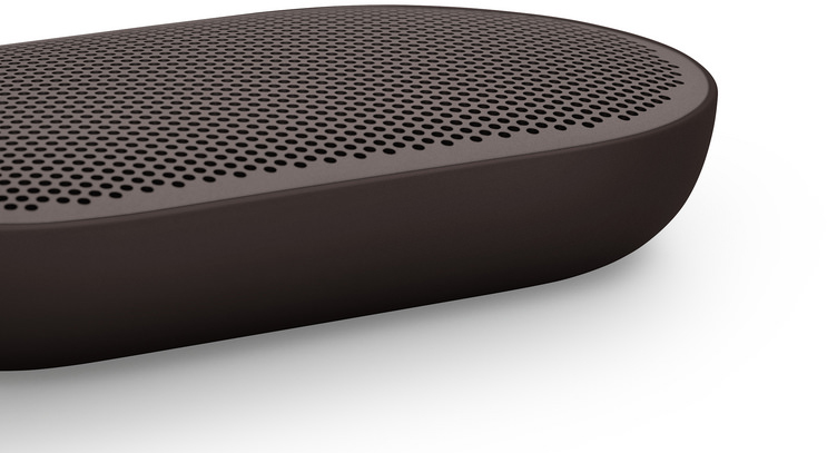 Портативная акустика Bang & Olufsen BeoPlay P2 (Umber) купить в интернет-магазине icover