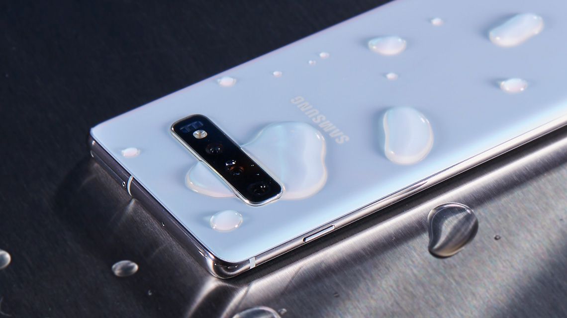 Смартфон Samsung Galaxy S10e 128Gb SM-G970FZKDSER (Black) купить в интернет-магазине icover