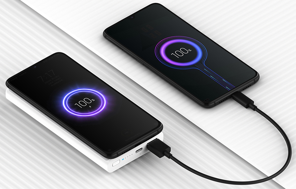 Внешний аккумулятор Xiaomi Mi Wireless Lite 10000mAh (WPB15ZM) с беспроводной зарядкой (White) купить в интернет-магазине icover