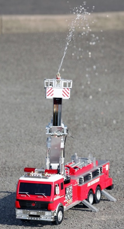 Hobby Engine Fire Engine (0813) - радиоуправляемые игрушка купить в интернет-магазине icover