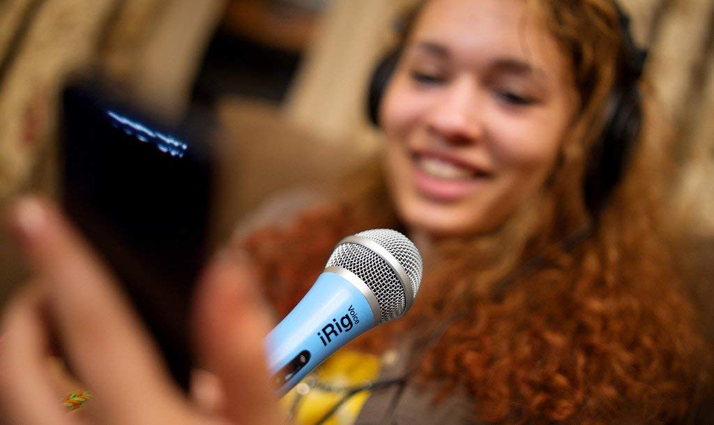 Вокальный микрофон IK Multimedia iRig Voice (Blue) купить в интернет-магазине icover