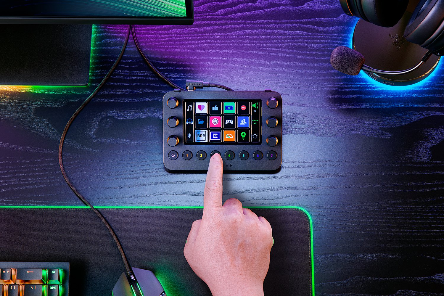 Stream control. Razer Stream Deck. Razer Stream Controller. Razer Stream Controller x. Устройство для стриминга.