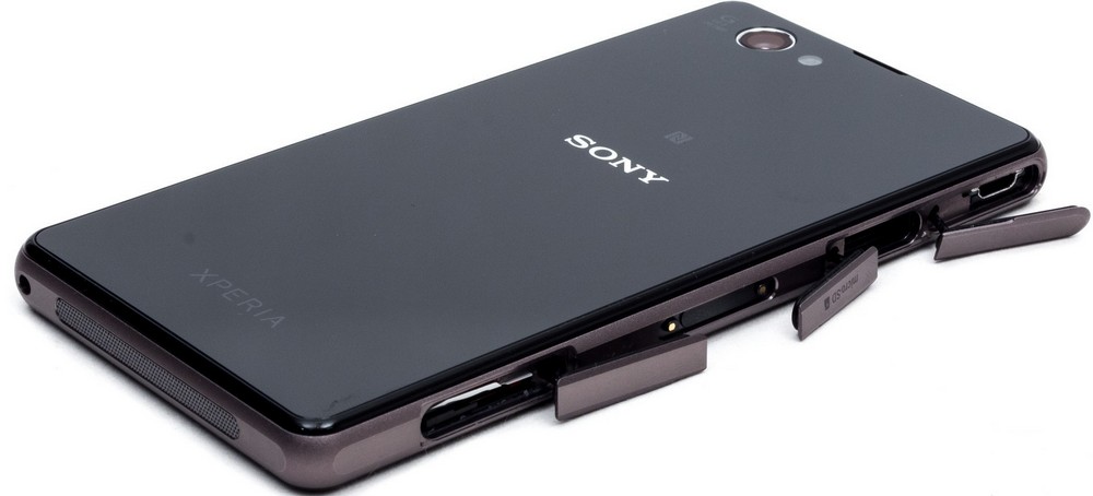 Смартфон Sony Xperia Z1 Compact 1291-0819 (Black) купить в интернет-магазине icover