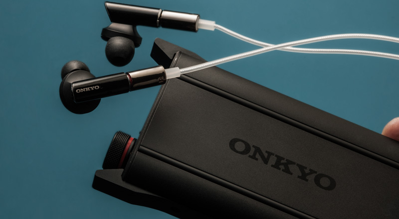 Onkyo DAC-HA200 – усилитель для наушников купить в интернет-магазине icover