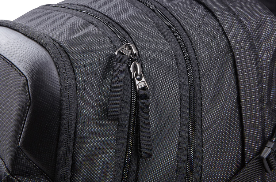 Thule EnRoute Escort 2 Daypack (TEED-217) - рюкзак для ноутбука 15" (Black) купить в интернет-магазине icover