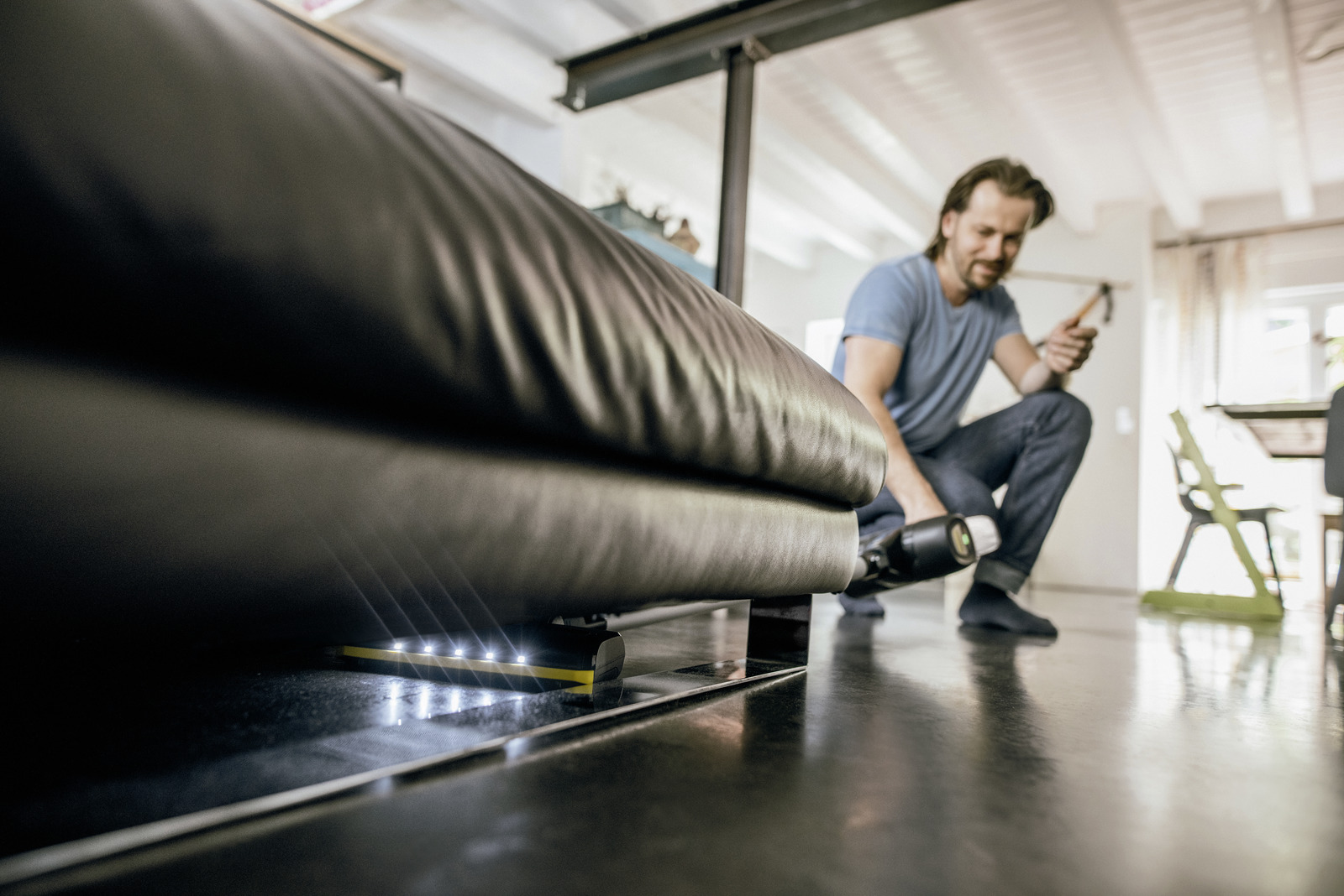 Пылесос Karcher VC 6 Cordless ourFamily Car (1.198-672.0) купить в интернет-магазине icover
