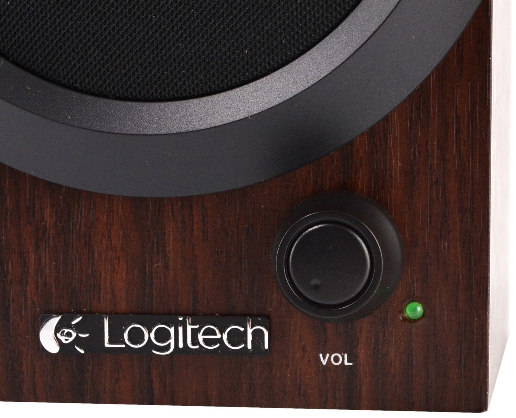 Купить акустическая система logitech multimedia speakers z240 980-000756 (brown) в Москве. В нашем каталоге интернет-магазина icover.ru вы можете ознакомиться с ценами, подробным описанием, фотографиями и техническими характеристиками. Низкие цены. Высокое качество. Доставка по России. Заказать товары по телефону +7(495)229-39-50 Акустическая система Logitech Multimedia Speakers Z240 980-000756 (Brown) купить в интернет-магазине icover