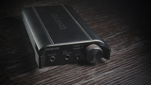Onkyo DAC-HA200 – усилитель для наушников купить в интернет-магазине icover