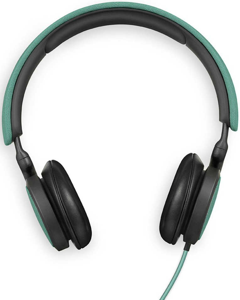 Купить накладные наушники bang & olufsen beoplay h2 (feldspar green) в Москве. В нашем каталоге интернет-магазина icover.ru вы можете ознакомиться с ценами, подробным описанием, фотографиями и техническими характеристиками. Низкие цены. Высокое качество. Доставка по России. Заказать товары по телефону +7(495)229-39-50 Накладные наушники Bang & Olufsen BeoPlay H2 (Feldspar green) купить в интернет-магазине icover