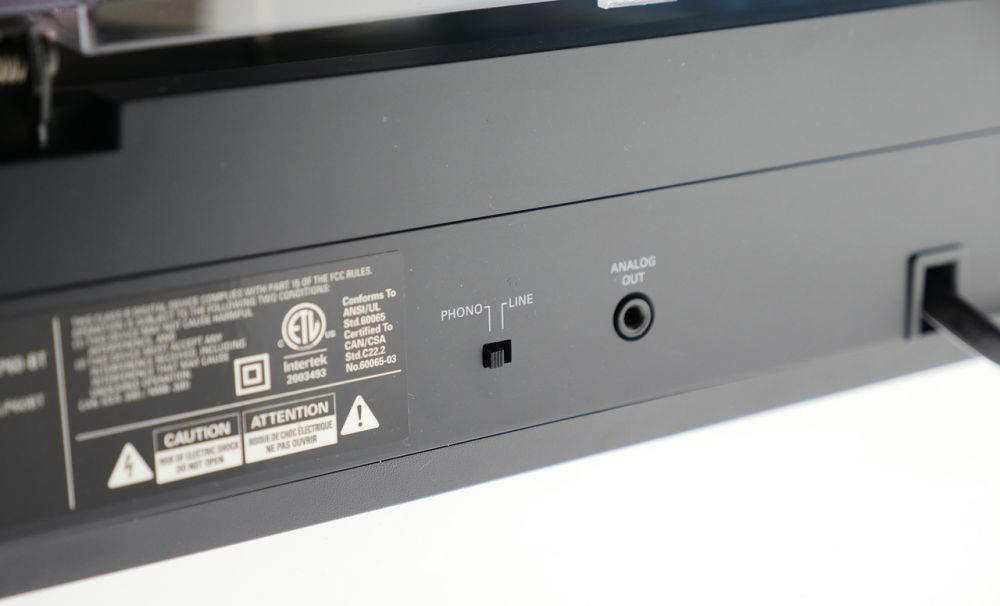 Проигрыватель виниловых пластинок Audio-Technica AT-LP60-BT (Black) купить в интернет-магазине icover