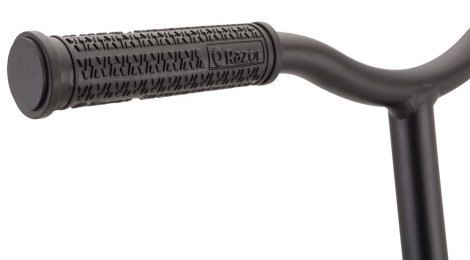 Razor Black Label R Tec (070405) - городской самокат (Black) купить в интернет-магазине icover