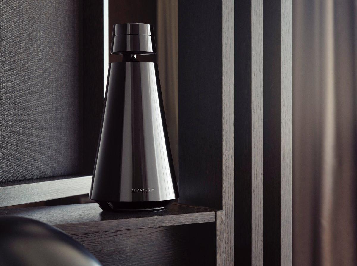 Беспроводная акустика Bang & Olufsen Beosound 1 (Piano Black) купить в интернет-магазине icover