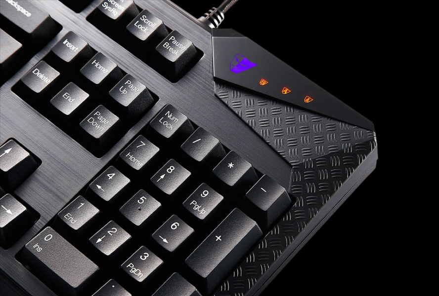 Tesoro Durandal TS-G1N - игровая клавиатура (Black/Cherry MX Black) купить в интернет-магазине icover