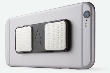 Портативный электрокардиограф AliveCor KardiaMobile EKG для iOS/Android (Black) купить в интернет-магазине icover