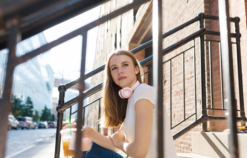 Беспроводные наушники JBL Tune 500BT (Pink) купить в интернет-магазине icover