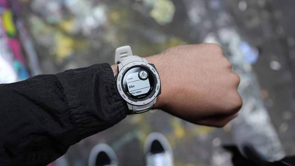 Умные часы Garmin Instinct 010-02064-00 (Graphite) купить в интернет-магазине icover