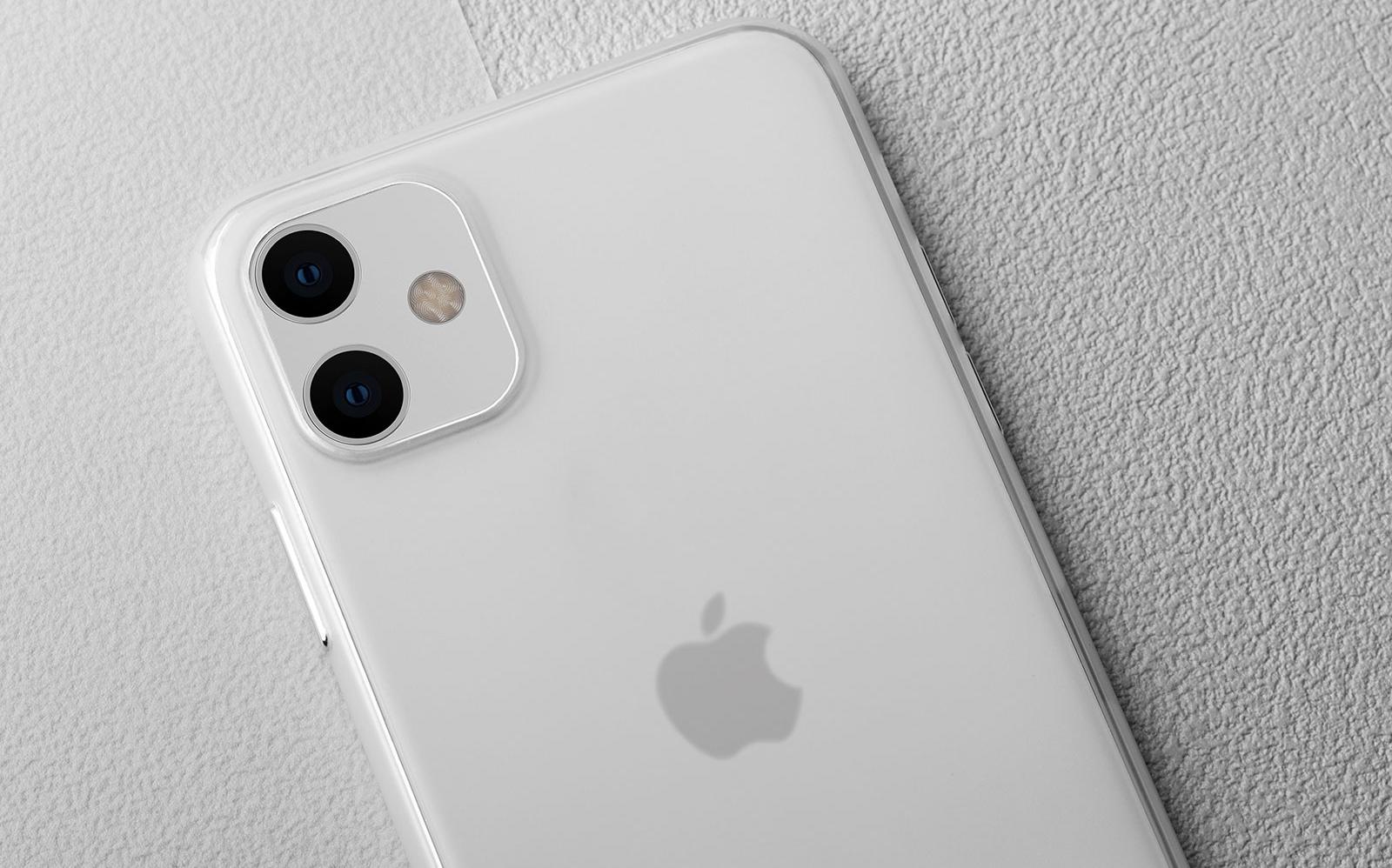 Средний айфон 11. Iphone 11 White. Apple iphone 11 64gb White. Айфон 11 64 ГБ белый. Айфон 11 белый сбоку.