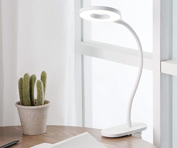Настольная лампа Xiaomi Yeelight LED Clip on Lamp J1 YLTD10YL (White) купить в интернет-магазине icover