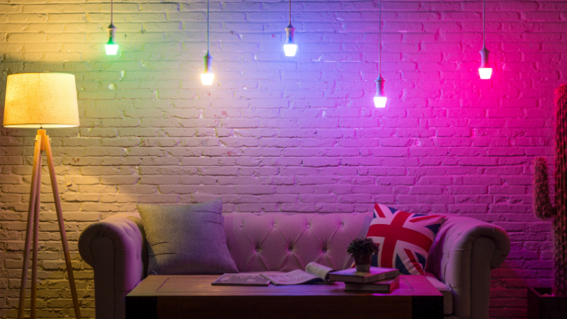 Умная лампа Sengled Solo Color Plus Е27 со встроенными динамиками (B076X116W6) купить в интернет-магазине icover