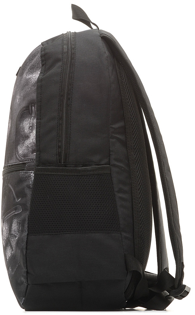 MaxyToys World Of Tanks (WOT-SW-B9) - рюкзак (Dark Grey) купить в интернет-магазине icover