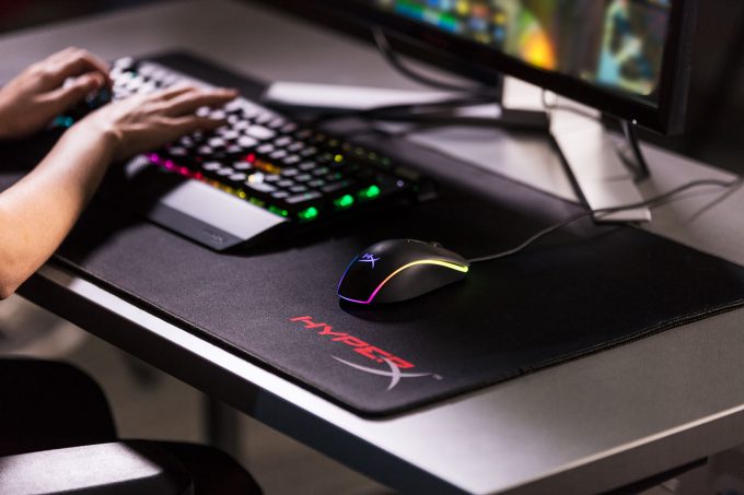 Игровая мышь HyperX Pulsefire Surge RGB Gaming Mouse (Black) купить в интернет-магазине icover