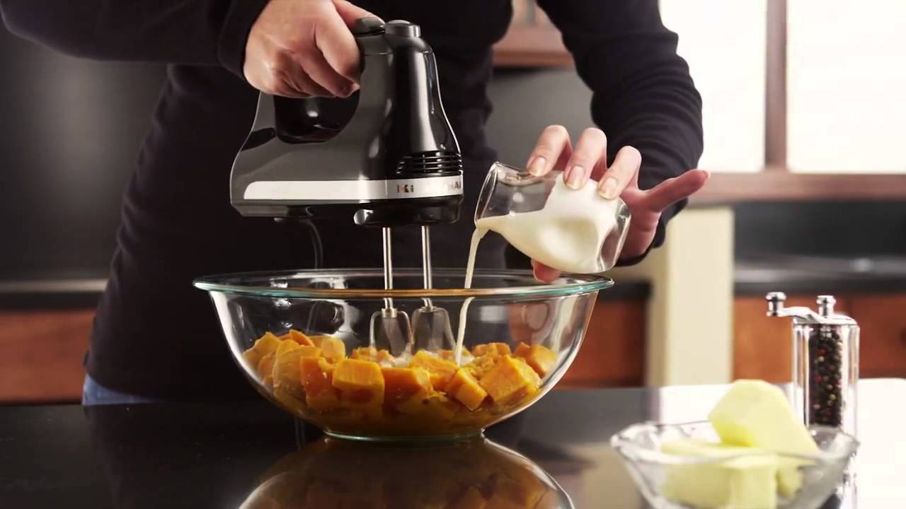 Миксер ручной KitchenAid 9-Speed Hand Mixer 5KHM9212EOB (Onyx Black) купить в интернет-магазине icover
