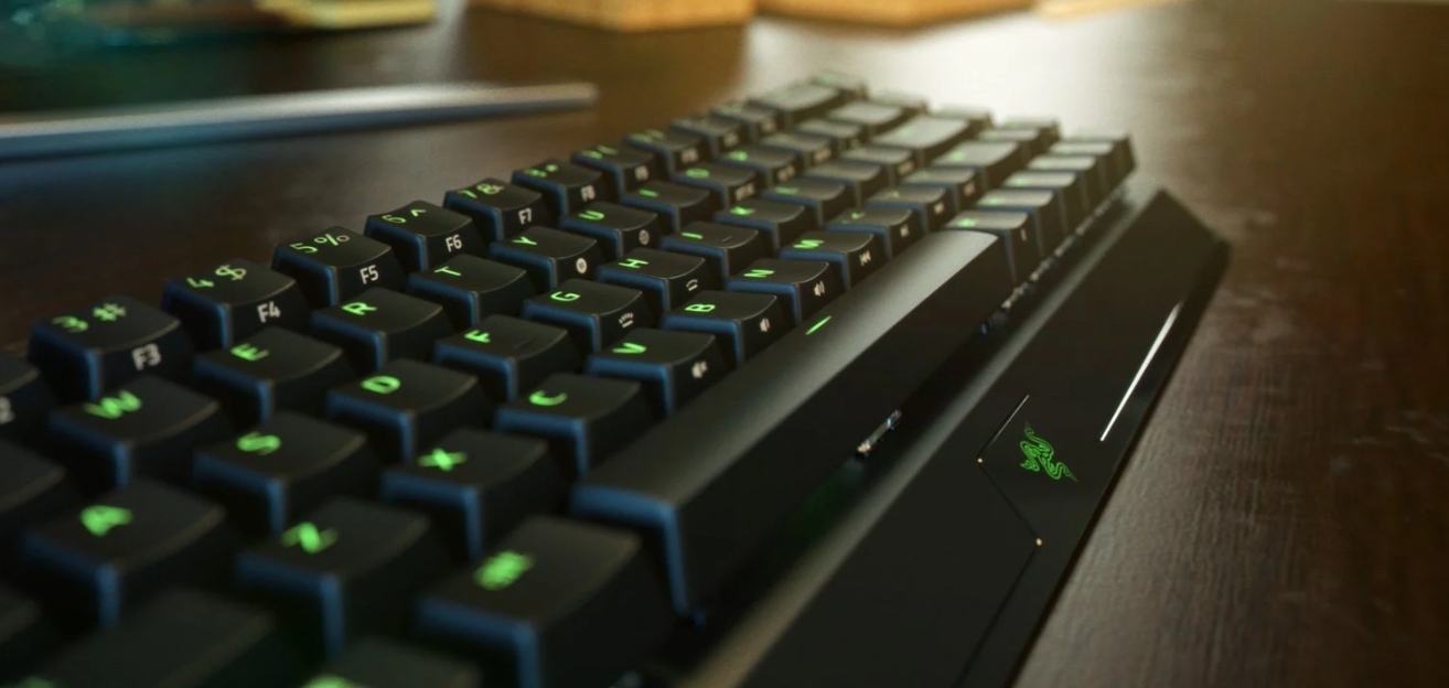 Игровая клавиатура Razer BlackWidow V3 Mini HyperSpeed Green Switch Russian Layout (RZ03-03891600-R3R1) купить в интернет-магазине icover