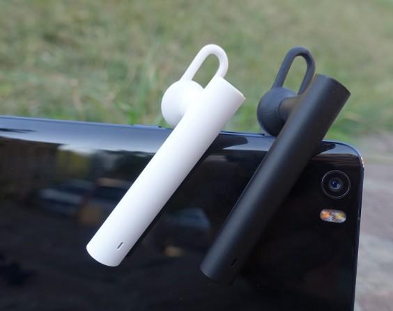Xiaomi Mi Bluetooth Headset - Bluetooth гарнитура (White) купить в интернет-магазине icover
