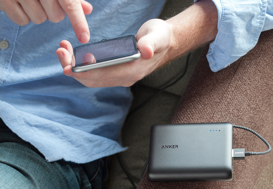 Внешний аккумулятор Anker PowerCore 13000 mAh A1215H11 (Black) купить в интернет-магазине icover