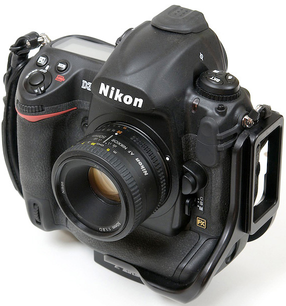 Объектив Nikon 50mm f/1.8D AF Nikkor (Black) купить в интернет-магазине icover