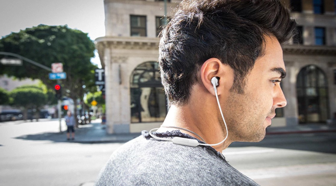 Bluetooth-наушники с микрофоном JBL Tune 205BT (Black) купить в интернет-магазине icover