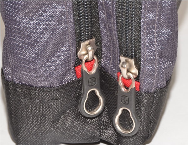 Wenger Vertical boarding bag (1092238) – сумка дорожная (Black/Grey) купить в интернет-магазине icover