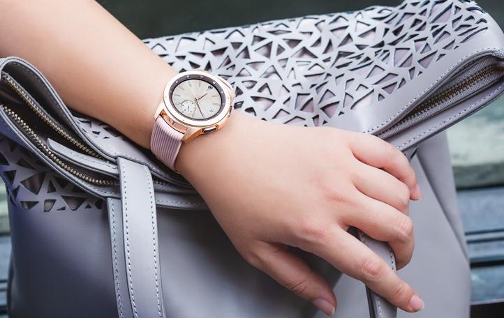 Умные часы Samsung Galaxy Watch 42mm (Rose Gold) купить в интернет-магазине icover