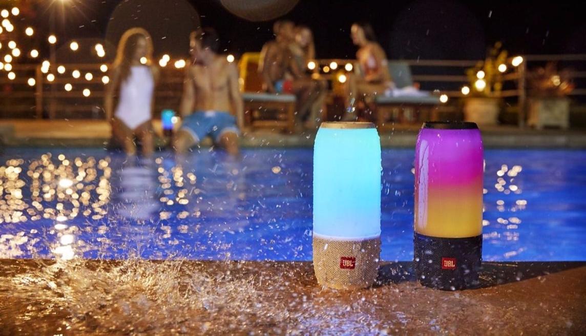 Акустическая система JBL Pulse 3 (White) купить в интернет-магазине icover