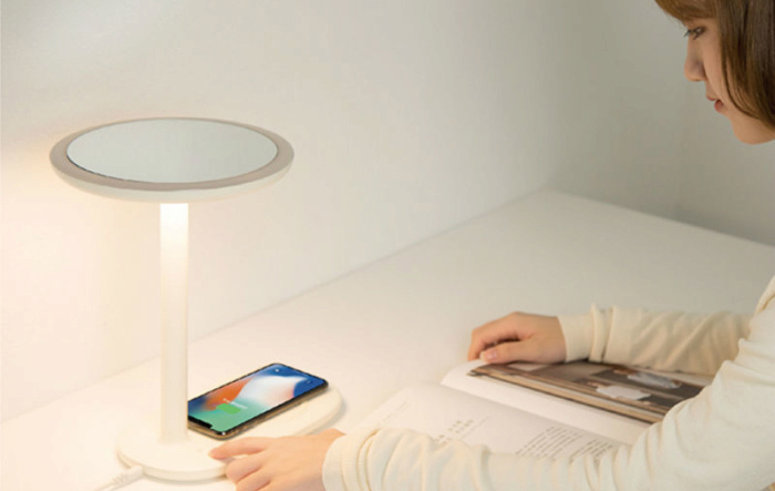 Зеркало с подсветкой Emoi Wireless Charging LED H0066 (White) купить в интернет-магазине icover