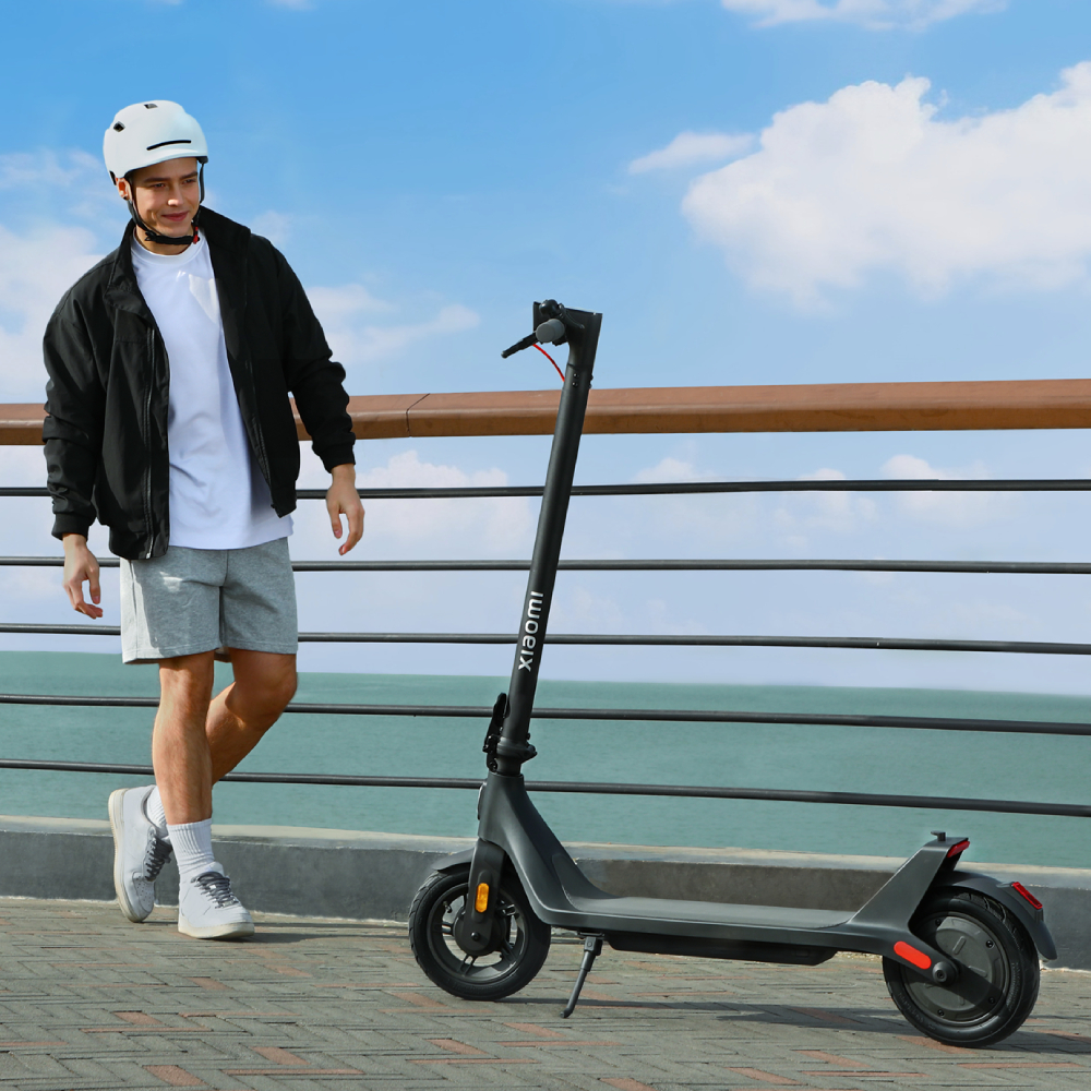 Электросамокат Xiaomi Electric Scooter 4 Lite 2nd Gen (Black) купить в интернет-магазине icover