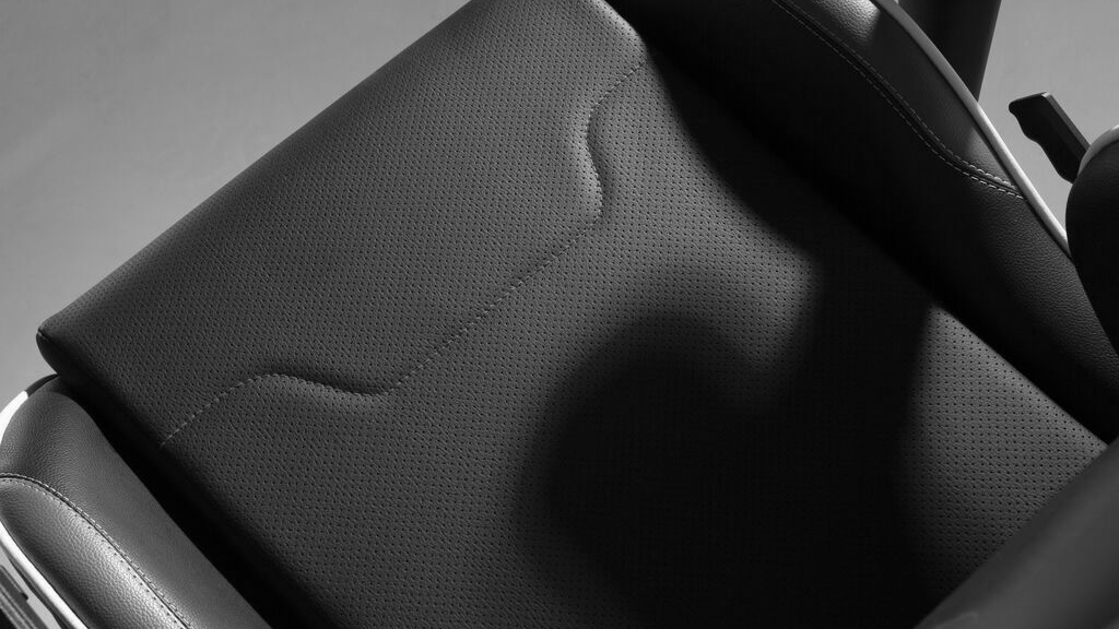 Игровое кресло WARP Xn (Black/White) купить в интернет-магазине icover