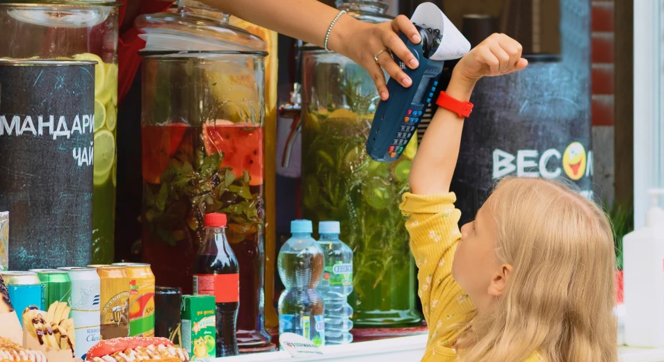 NFC-браслет ELARI SmartPay Mastercard (Red) купить в интернет-магазине icover