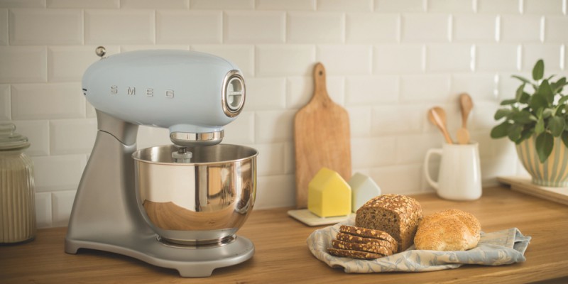 Планетарный миксер Smeg SMF01PBEU (Blue) купить в интернет-магазине icover
