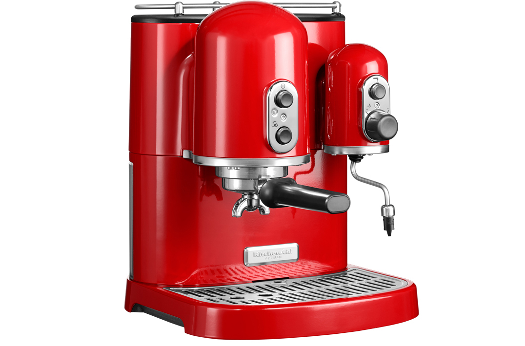 Купить кофеварка kitchenaid artisan espresso 5kes2102eer (red) в Москве. В нашем каталоге интернет-магазина icover.ru вы можете ознакомиться с ценами, подробным описанием, фотографиями и техническими характеристиками. Низкие цены. Высокое качество. Доставка по России. Заказать товары по телефону +7(495)229-39-50 Кофеварка KitchenAid Artisan Espresso 5KES2102EER (Red) купить в интернет-магазине icover