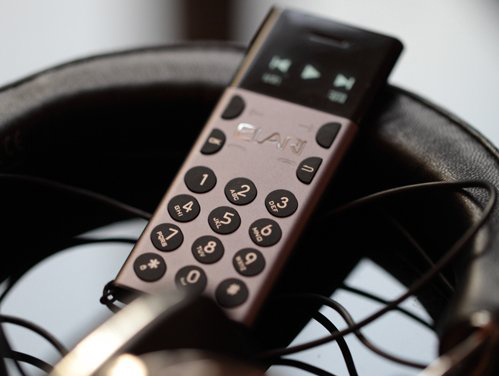 Телефон Elari NanoPhone (Gold) купить в интернет-магазине icover