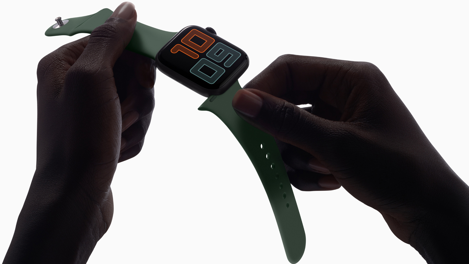 Умные часы Apple Watch Series 5 44mm Sport Band MWVD2RU/A (Silver/White) купить в интернет-магазине icover